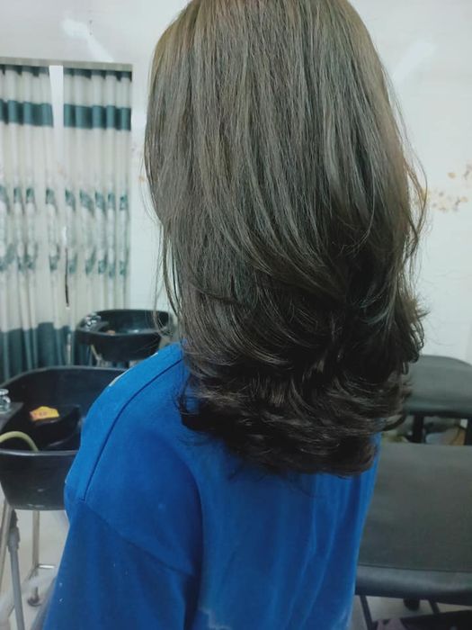 Góc làm việc chuyên nghiệp của các stylist tại Hari Salon Mẫn Mẫn - Ảnh 2