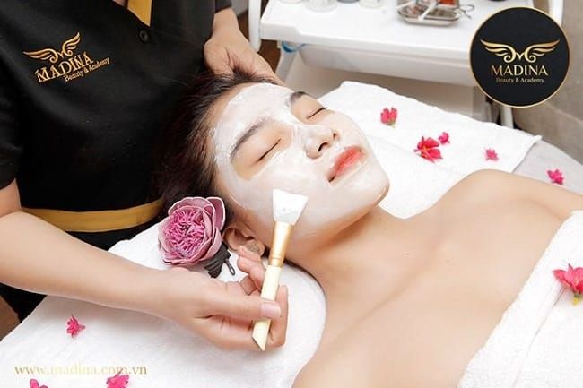 Trải nghiệm chăm sóc da đẳng cấp tại Madina