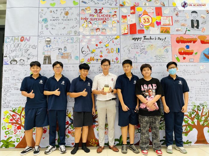 Khuôn viên xanh mát của UK Academy Hạ Long