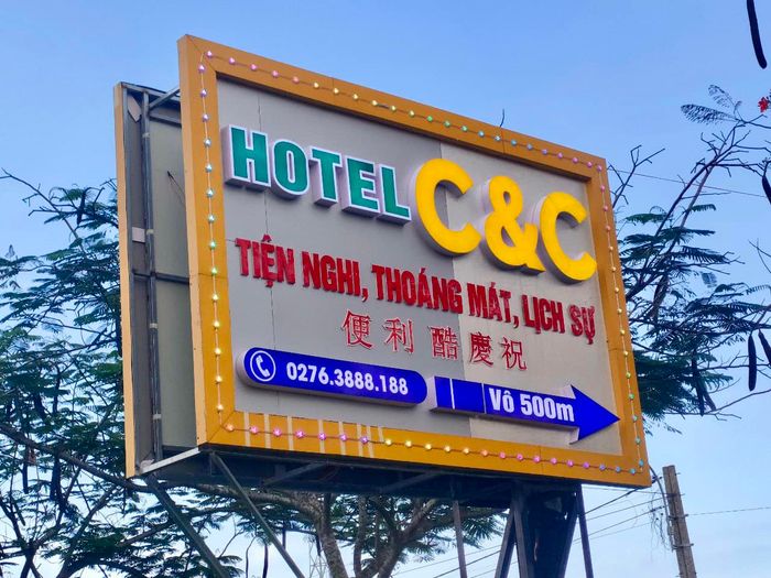 Hình ảnh thi công bảng hiệu của CTCP Tập đoàn Song Tạo