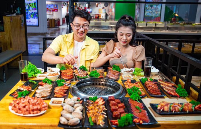 Quầy hải sản tươi sống hấp dẫn tại Gri & Gri (Ảnh 2)