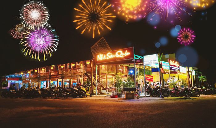 Không gian ấm cúng tại Nhà Sàn Quán