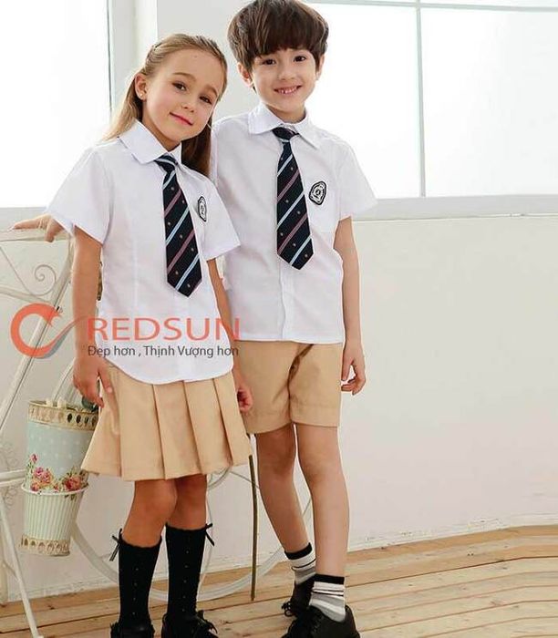 Red Sun mang đến bộ sưu tập đồng phục tiểu học chất lượng với mức giá cạnh tranh nhất thị trường