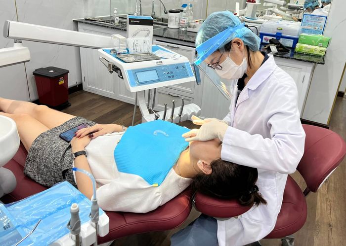 Hình ảnh phòng khám hiện đại tại Nha Khoa Thanh Phong