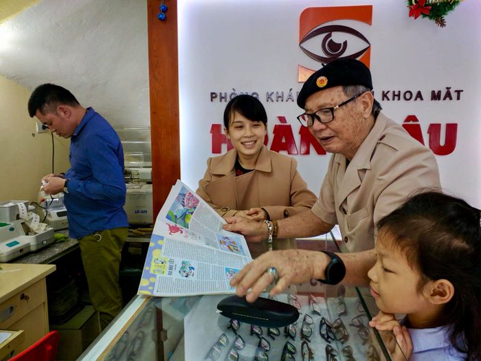 Hình ảnh đội ngũ y bác sĩ tận tâm tại phòng khám