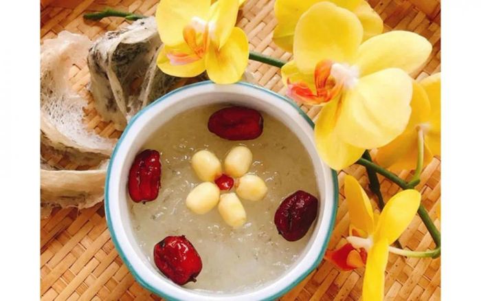Yến chưng táo đỏ - Vàng son sức khỏe