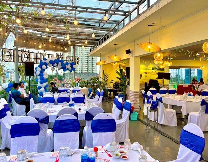 Không gian tiệc sinh nhật ấn tượng (Ảnh 2)