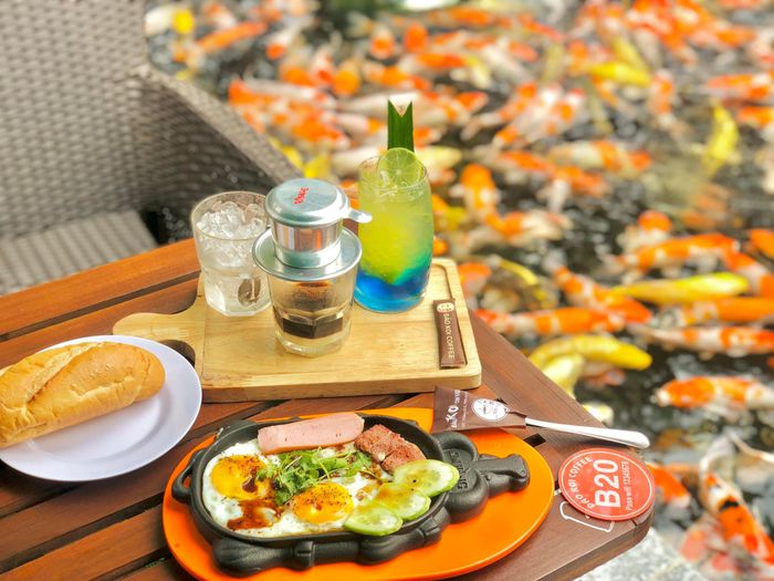 ĐẢO KOI Coffee Garden - Không gian xanh mát đậm chất thiên nhiên