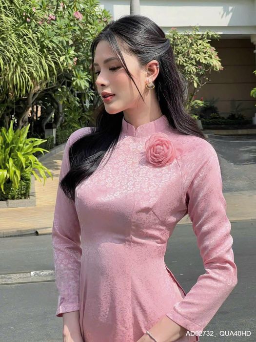 Áo Dài Hương Anh - Tinh hoa thêu tay truyền thống