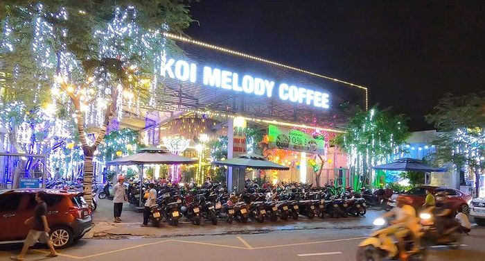Không gian xanh mướt tại Koi Melody Coffee