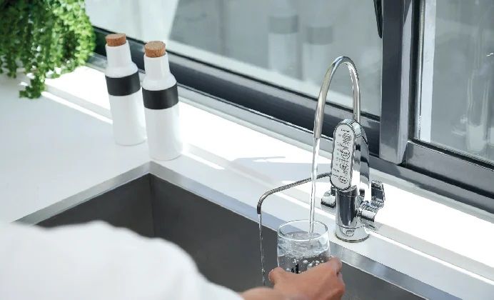 Hình ảnh 2: Máy lọc nước Mitsubishi - Chi tiết cấu tạo và vẻ đẹp công nghệ