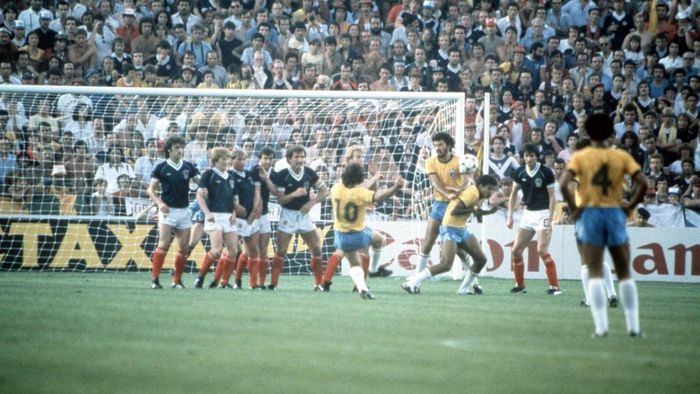 Zico - Thiên tài toàn diện của bóng đá Brazil
