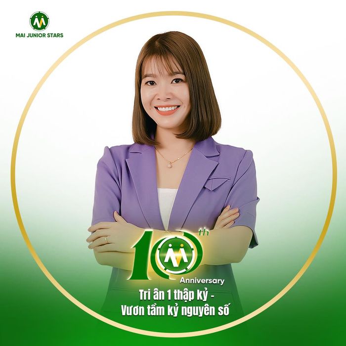 Hình ảnh lớp học đầy năng lượng của Cô Mai Trần
