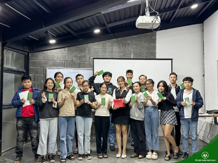 Hình ảnh sinh động từ lớp học của Cô Mai Trần