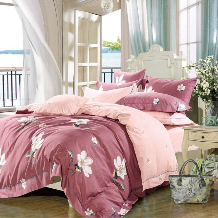Hình ảnh thực tế bộ sưu tập chăn ga gối đệm cao cấp tại HIBI House Đà Nẵng