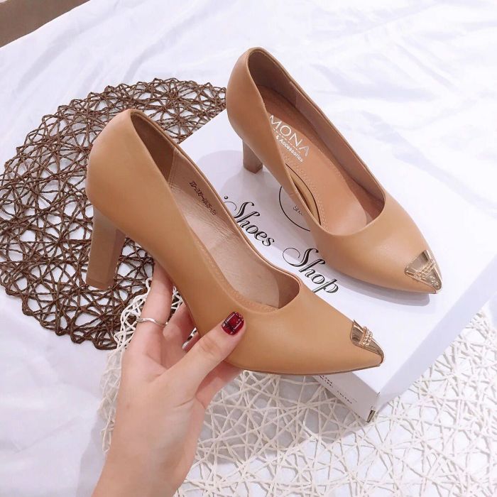 Bộ sưu tập đa dạng tại IShoes Store