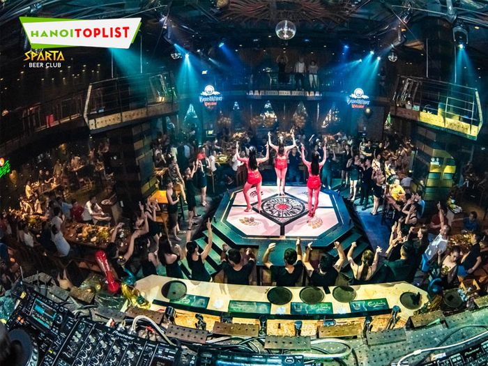 sparta-beer-club-dau-truong-giai-tri-hang-dau-Mytour