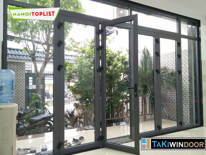 takiwindoor-dia-chi-lap-cua-nhom-xingfa-ha-noi-gia-tot-Tripi