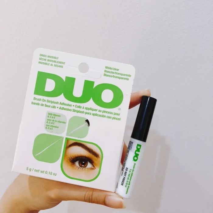 Hình ảnh 1 của Keo dán mi Duo Brush On Adhesive