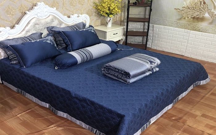 Trải nghiệm hình ảnh chân thực các mẫu chăn ga gối bán chạy nhất tại HIBI House Đà Nẵng
