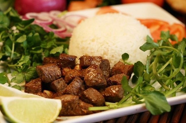 Nhà hàng Punjabi xứng đáng góp mặt trong danh sách Top 10 Nhà hàng món Ấn Độ ngon nổi tiếng tại TP HCM, mang đến những trải nghiệm ẩm thực độc đáo và hấp dẫn.
