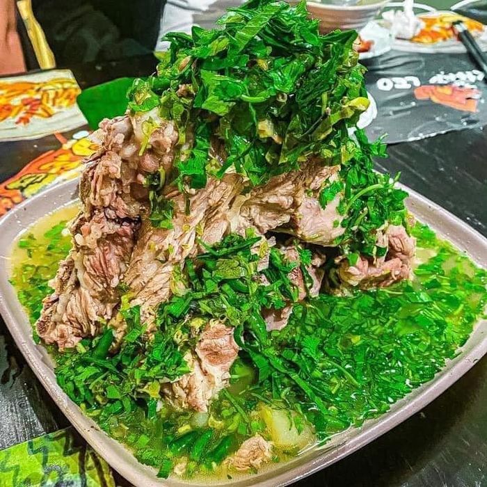 Sườn heo nướng kiểu Thái - Thịt mềm, vị cay nhẹ đậm đà