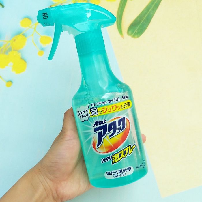 Hình ảnh minh họa hiệu quả tẩy vết bẩn của Kao Nhật Bản