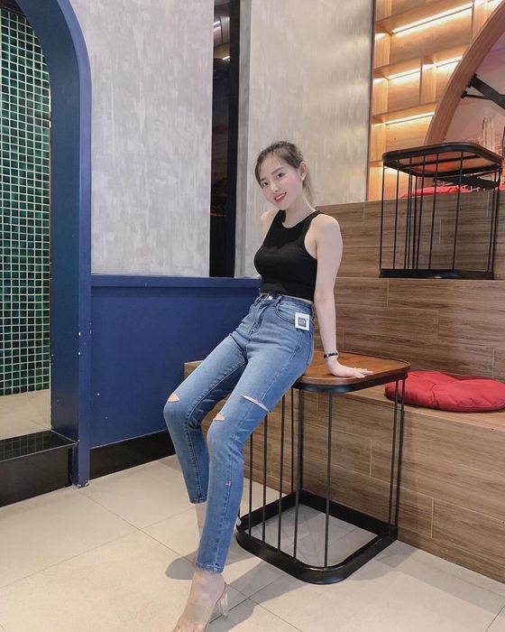 KV STORE - Xu hướng denim mới nhất cho giới trẻ