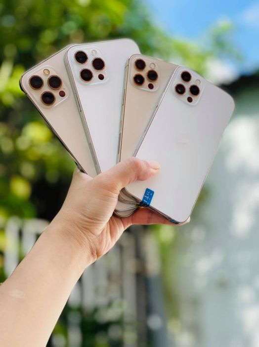 Không gian trưng bày sang trọng tại Phúc Thịnh Mobile