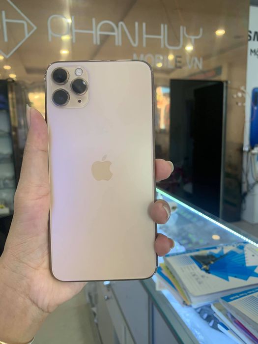 Khu vực sửa chữa chuyên nghiệp tại Phan Huy Mobile