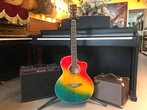 Không gian trưng bày đa dạng nhạc cụ tại Music Fun Center - Ảnh 2