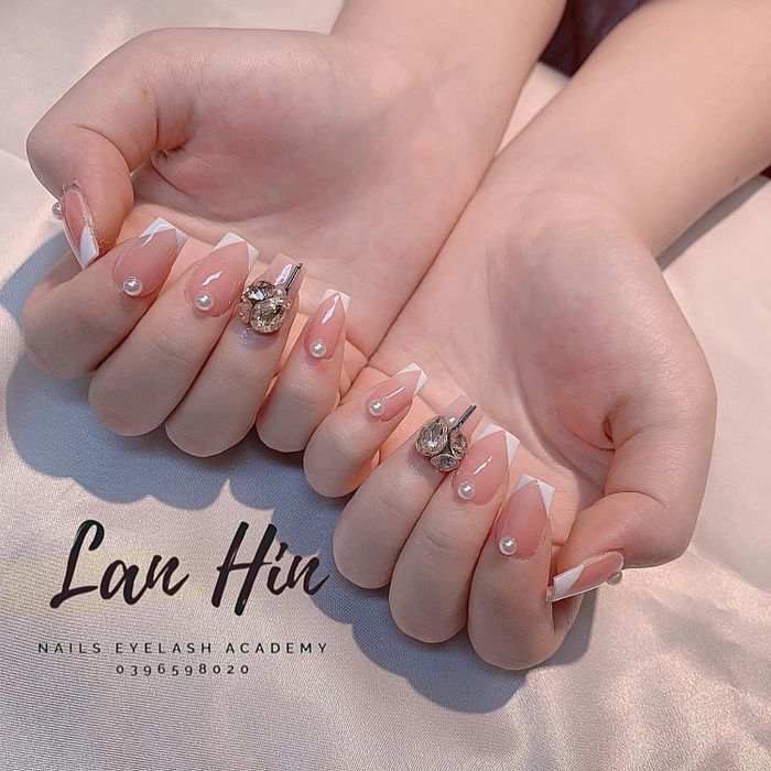 Khoảnh khắc học viên thực hành tại Lan Hin Nail (ảnh 3)