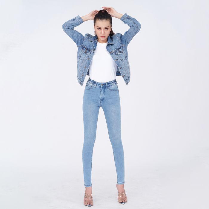 AAA JEANS - Những thiết kế tôn dáng phụ nữ Á Đông