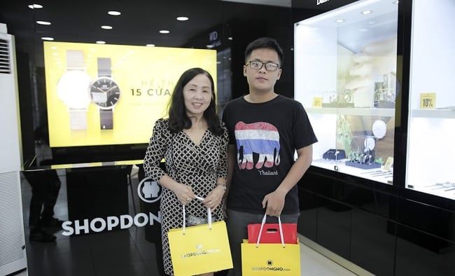 Shop Đồng Hồ Nam Nữ Chính Hãng – Điểm đến lý tưởng cho những ai tìm kiếm những chiếc đồng hồ chính hãng, từ các thương hiệu đẳng cấp quốc tế, để nâng tầm phong cách và khẳng định cá tính.