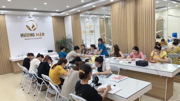 Thẩm Mỹ Hương Mận - Hình ảnh 1