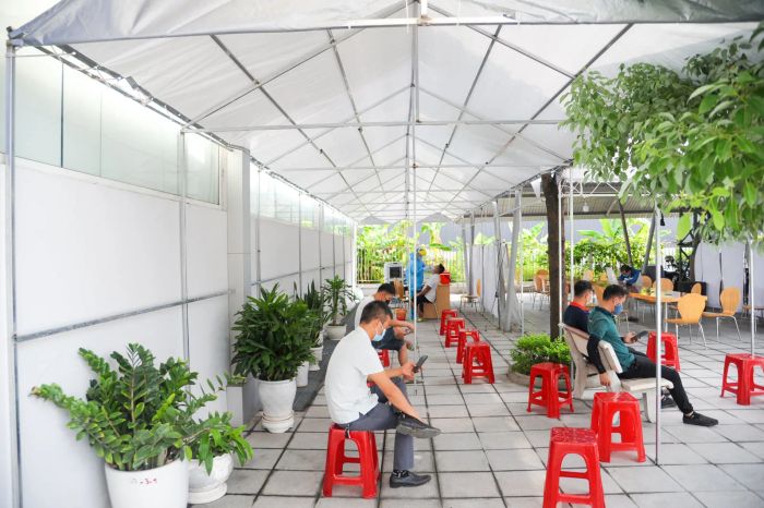 Khu vực xét nghiệm COVID-19 chuyên nghiệp tại Quang Thanh