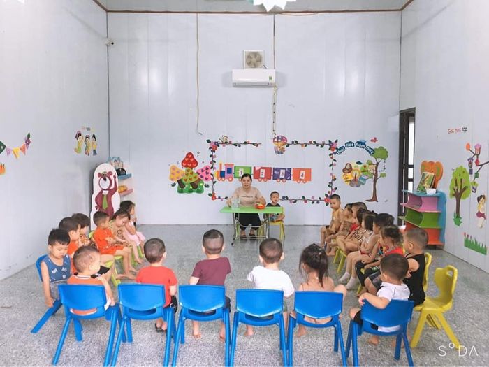 Hình ảnh không gian học tập ấm áp tại Nhóm trẻ Họa Mi