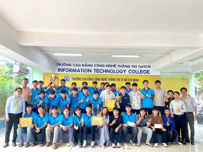 Trường Cao Đẳng Công Nghệ Thông Tin TP.HCM (ICT) hình ảnh 1