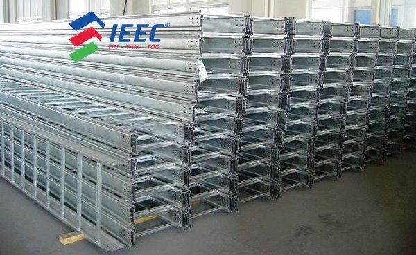 Hình ảnh nhà máy hiện đại của Công Ty Cổ Phần IEEC Việt Nam - Biểu tượng chất lượng sản xuất thang máng cáp