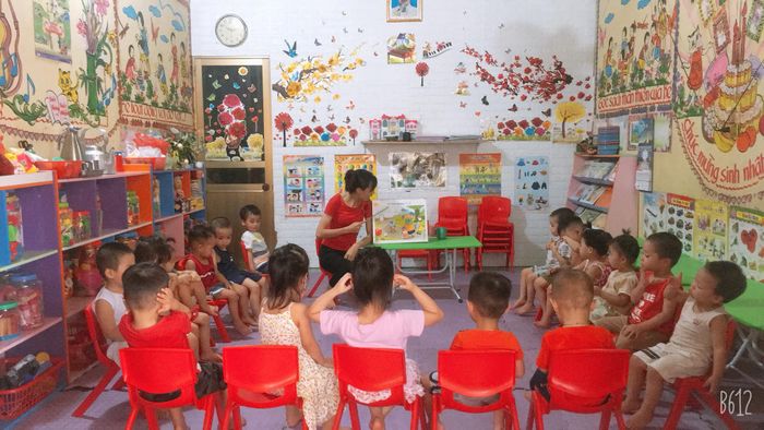 Hình ảnh hoạt động vui chơi sáng tạo tại Nhóm Trẻ Ngọc Nhi