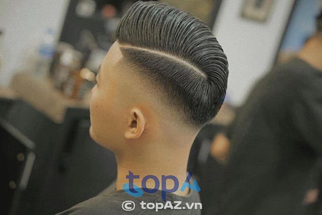 Nhẫn Barber Shop - Nơi phong cách trẻ gặp gỡ sự chuyên nghiệp