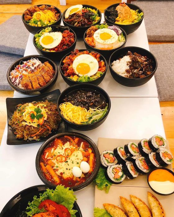 KoBop Korean Food - Không gian ẩm thực Hàn Quốc ấm cúng