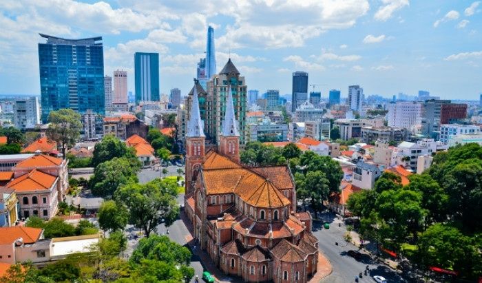 Toàn cảnh trung tâm TP.HCM về đêm với những tòa nhà chọc trời rực rỡ