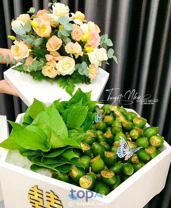 Tuyết Như Makeup Wedding tự hào là điểm đến sáng giá cho những ai tìm kiếm mâm quả cưới hỏi đẹp mắt và độc đáo tại TP. Bến Cát