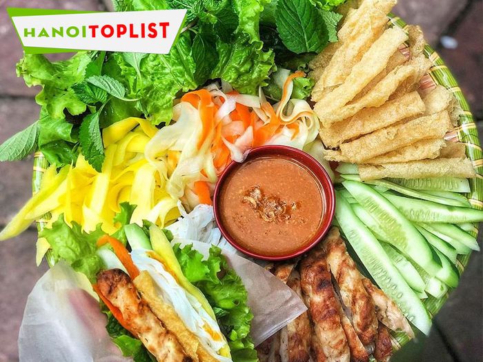 nem-nuong-co-ba-dac-san-nha-trang-Mytour