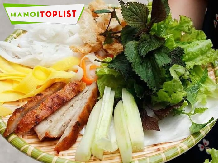nem-nuong-xuan-dan-dia-chi-vang-cho-tin-do-an-vat-Mytour