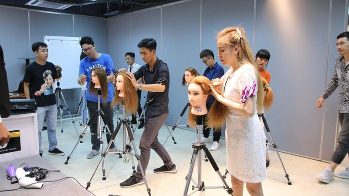 Hình ảnh Vu Hair Academy – Học viện tóc Vũ 1