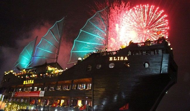 Nhà hàng Elisa Floating Restaurant – Trải nghiệm ẩm thực trên sông độc đáo