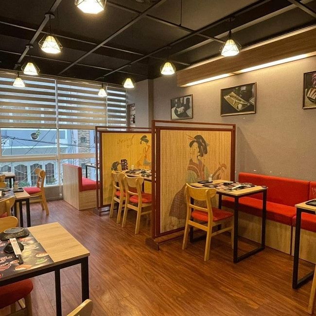 Uchi Sushi – Nơi bạn có thể thưởng thức các món sushi chuẩn Nhật trong không gian ấm cúng và sang trọng