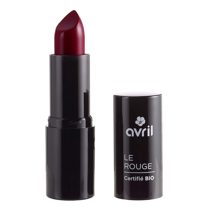 Hình ảnh son Avril lên màu đỏ rực rỡ
